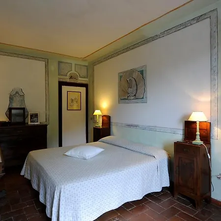 Three-bedroom In Iii *